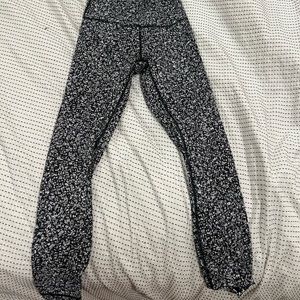 LULULEMON LEGGINGS